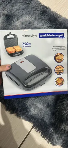 Vendo sanduíche e Gril