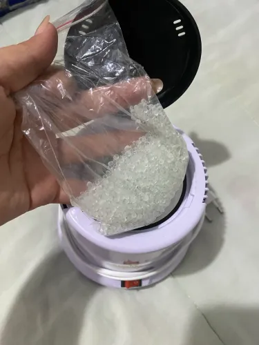 Vende-se estufa para esterilizar material de unha