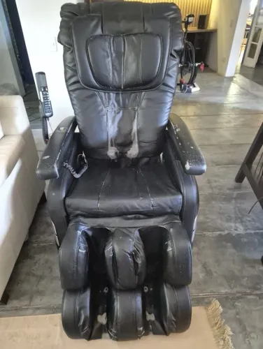 Baixou o preço! - Poltrona massageadora modelo RM-PM366G - Relaxmedic 