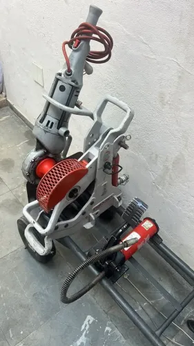 CORTA-TUBOS HIDRÁULICO RIDGID - MODELO 258 + UNIDADE DE FORÇA 700 (ROSQUEADEIRA) - usada