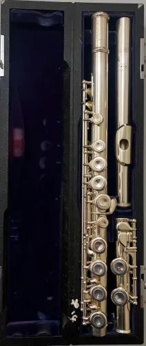 Flauta transversal Sankyo 