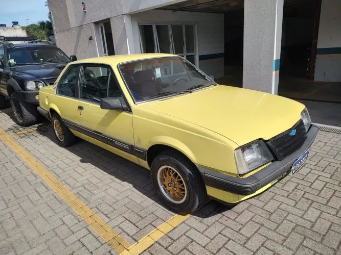 Monza 1990 2.0 placa preta unido dono original