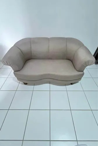 Doação de Guarda-Roupa e Sofá