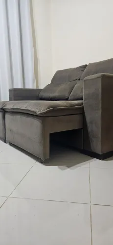 Sofá retrátil e reclinável 2m