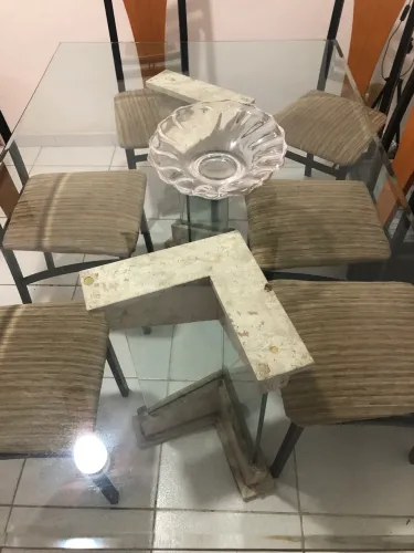 Mesa tampo de vidro