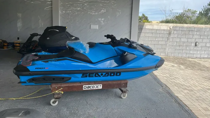Jet ski jetski jetsky jet sky seadoo sea doo sentado Rxp rxpx 325 2026 novo