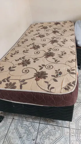 Cama solteiro + colchao espuma