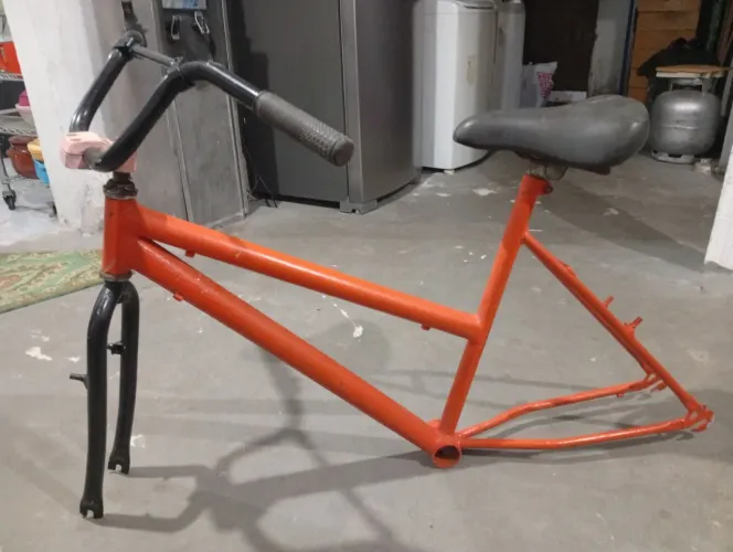 Vende-se Bicicleta Aro 26 Reformada - Quadro, Guidão, Banco e Rodas