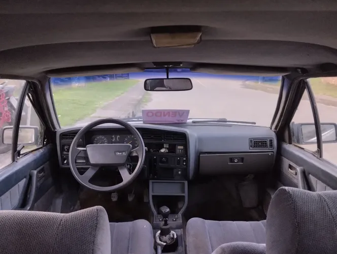 Chevrolet Monza Classic SE 2.0 /mpfi E EFI 2P E 4P 1989