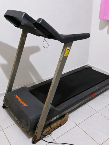 Esteira Elétrica Athletic Advanced 430ee - 12 Km - 120 Kg