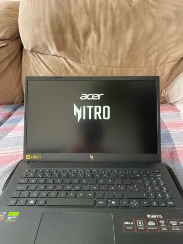 Acer Nitro V15 Ryzen 7 | RTX 4050 6GB | 16GB RAM | SSD 1TB + Controle para Games
