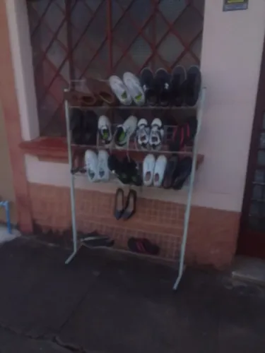 Vende se calcados