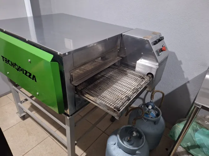 Vendo Pizzaria Completa 