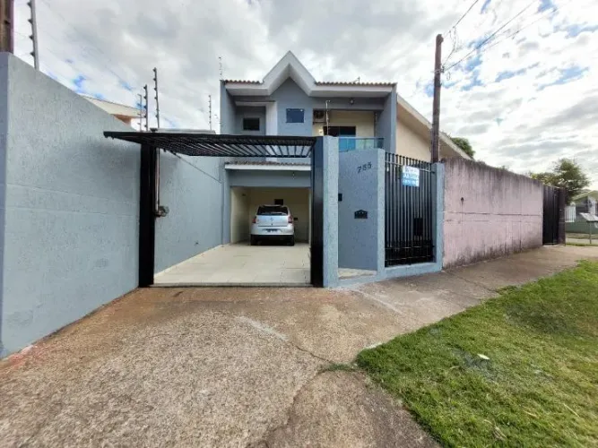 Sobrado para alugar em Maringá, Jardim Dias I, com 3 quartos, com 125 m²