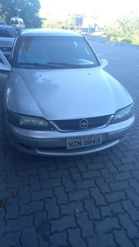 Chevrolet Vectra GL 2.2 / 2.0 MPFI 1998