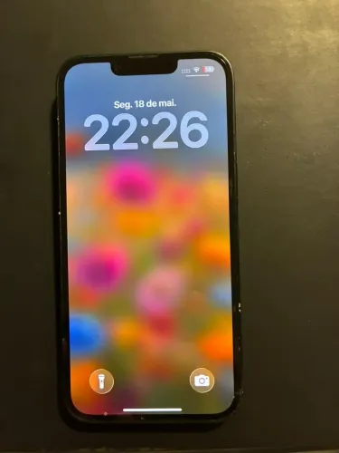 iPhone 13 em bom estado
