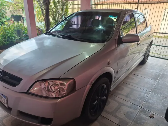 Chevrolet Astra GL Milenium 1.8 MPFI 4P 2001