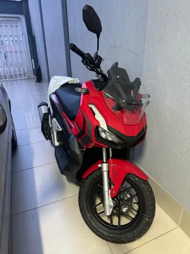 Honda ADV 150 2024