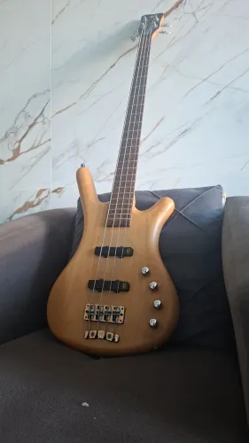Warwick rockbass corvette 4c
