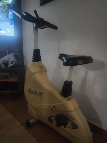 Bicicleta ? para exercícios 