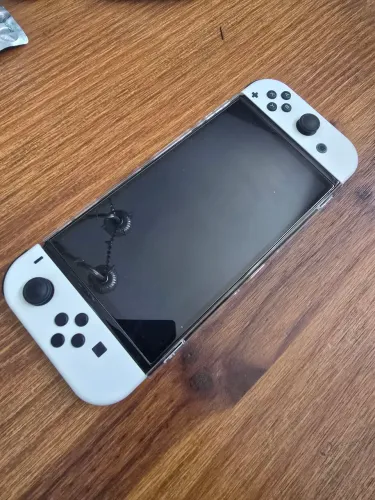 Switch Oled Branco c/ Sonic Mania (mídia fisica) - Muito novo