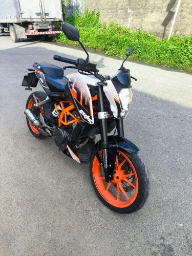 KTM DUKE 390 TROCA OU VENDA