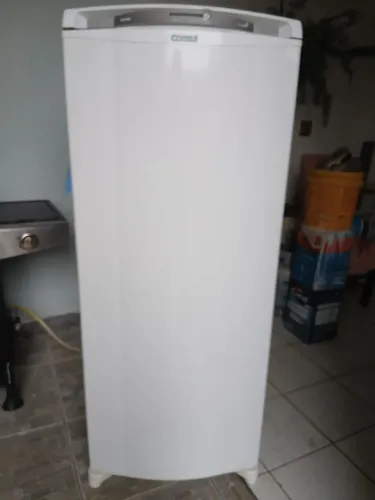 Geladeira Consul facilite fronteira free 324L