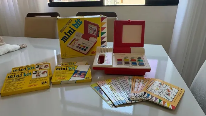 Brinquedo educativo Minibit Tectoy