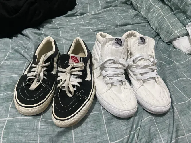2 vans