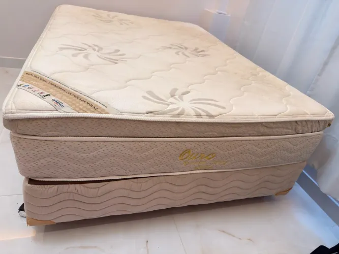 Cama box de casal completa