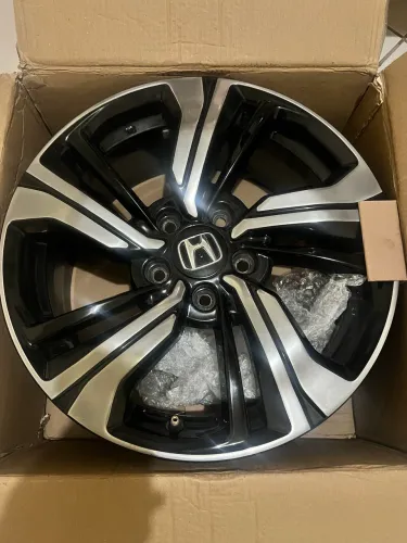 Rodas aro 17 5x114, personalizadas na @estheticar 