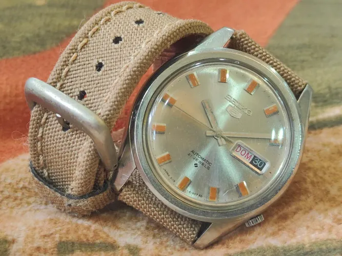 Seiko 5 - 6119 LINDÍSSIMO