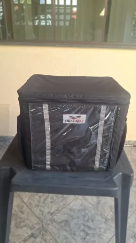 Bag de Delivery na cor Preta Piracapas (marca)