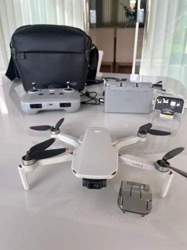 DJI Mini 2 + Bolsa + Máscara FPV