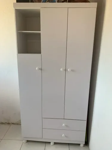 Guarda roupa