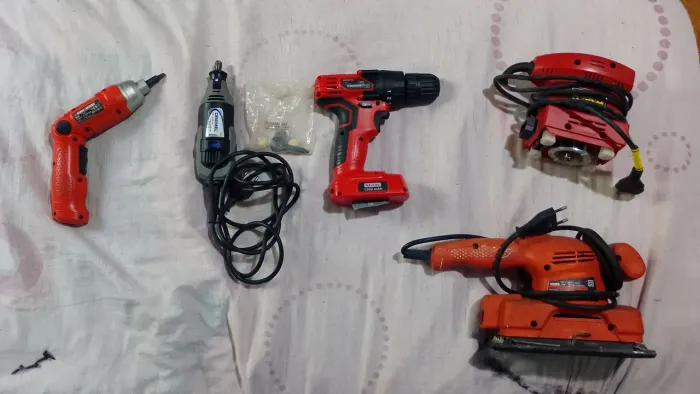 Lote com 5 Ferramentas Elétricas / Bateria (Para Conserto ou Peças) - LEIA O ANÚNCIO
