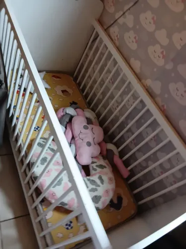Vendo Berço de bebê unisex