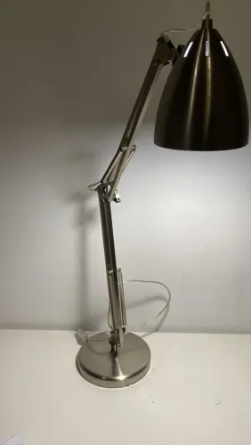 Luminária de Mesa Articulada Metal Níquel Cromado 74cm Home Office