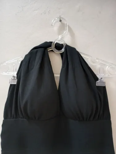 VESTIDO FESTA. USADO. LINDO. TECIDO EXCELENTE QUE AJUSTA AO CORPO. VESTE 46 ao 50