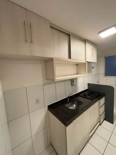 Apartamento para Locaçao,Trianta e um de Março, 2 quartos 45m2 Torre Elevador