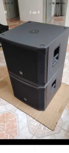 Par de sub Eletro Voice ekx15sp 