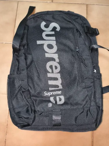 Mochila supreme preta