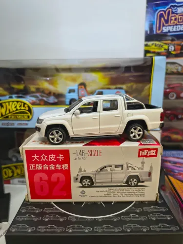 Miniatura Volkswagen Amarok 1:46 - 11,3 cm