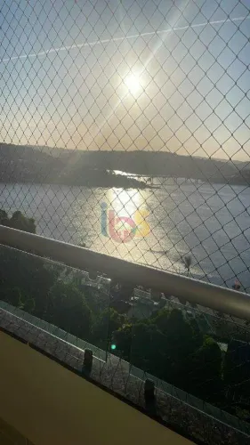 Vendo Apartamento com 03 Quartos - Vista para a Baia do Pontal