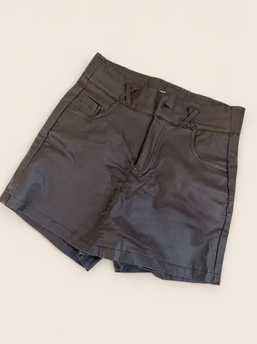 Short Saia Couro