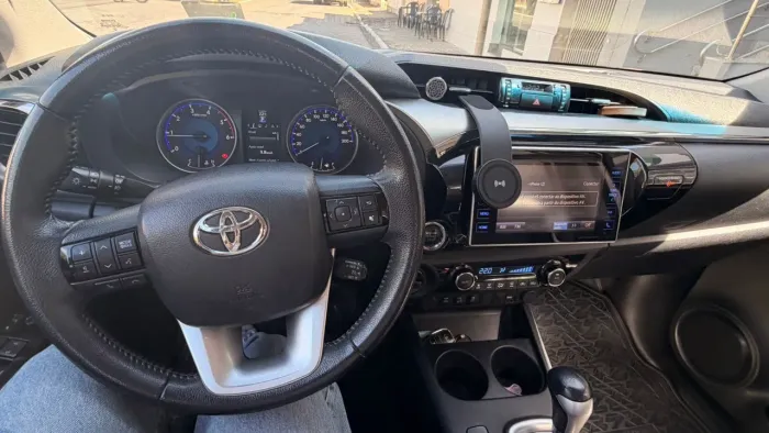 Toyota Hilux CD SRV 4X4 2.8 TDI Diesel Aut. 2019