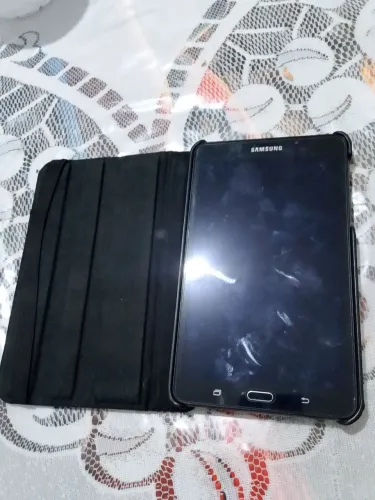 TABLET MODELO SM-T280 COM CAPA E PELÍCULA