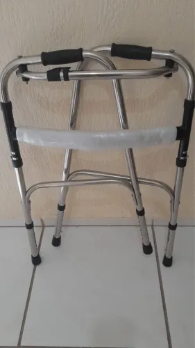 Vendo andador para idoso