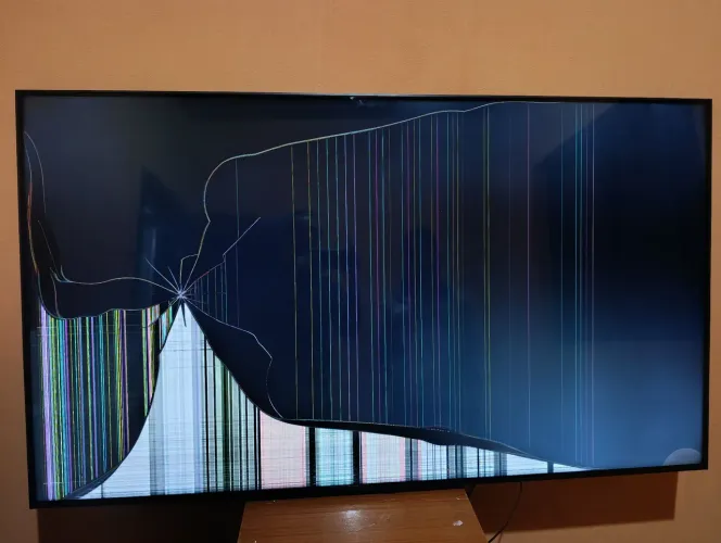 Tv LG 65 retira de peças