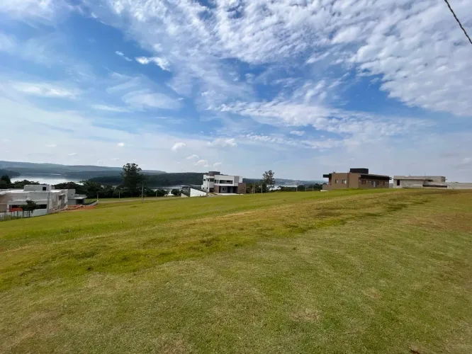 Terreno de 1.000 m² no Le Portier Nautic Residence acesso à represa